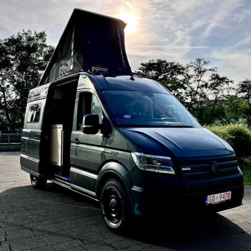 Zabudowa kempingowa w pojeździe VW Crafter 4motion